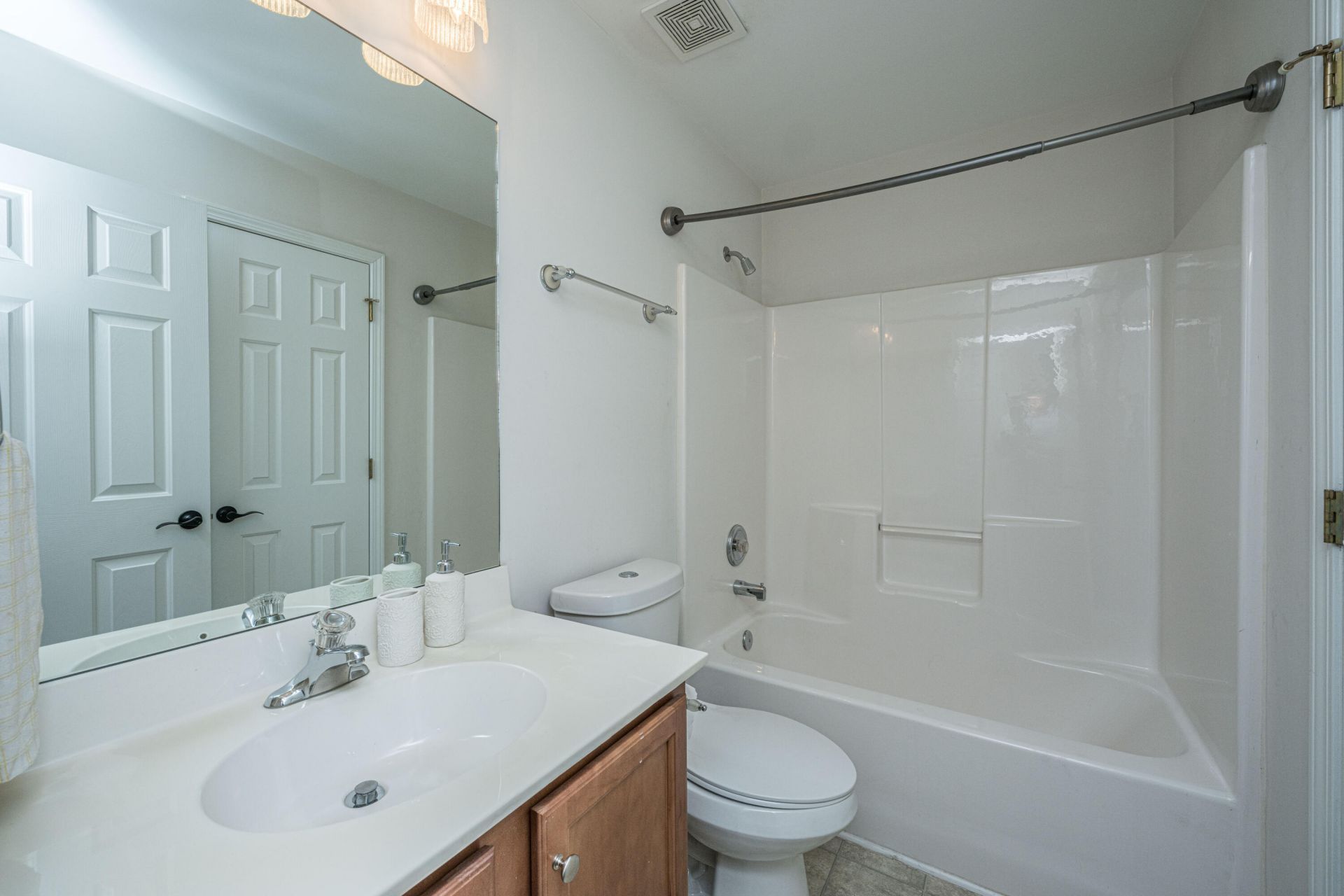 104 Equinox Circle Photo 17