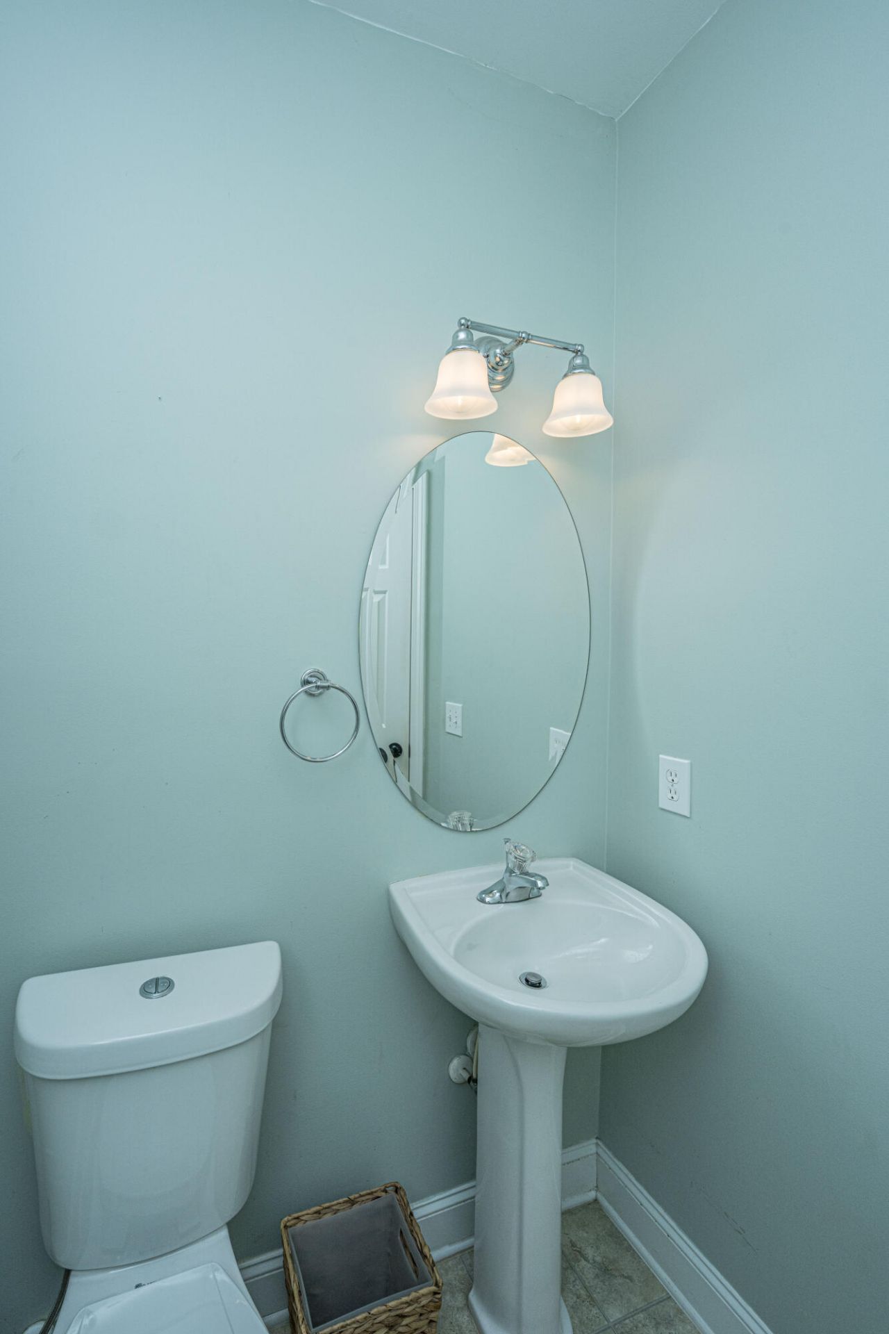 104 Equinox Circle Photo 34