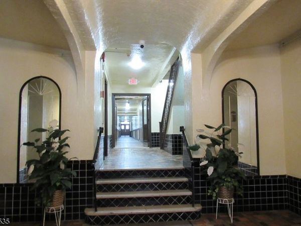 153 Franklin St, Unit C-9, Bloomfield, NJ 07003