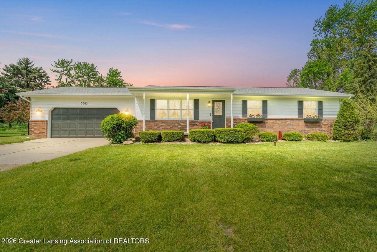 3303 N Krepps Road, Saint Johns, MI 48879 Main Photo