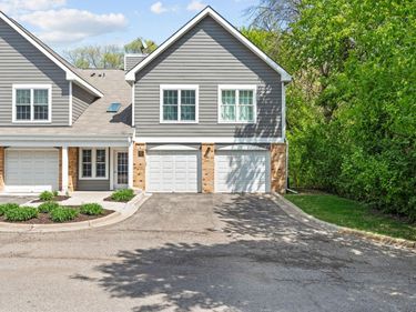 6157 Chasewood Parkway , Unit 102, Minnetonka, MN 55343