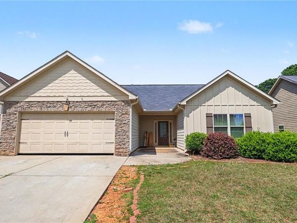 218 Summergate Lane, Villa Rica, GA 30180