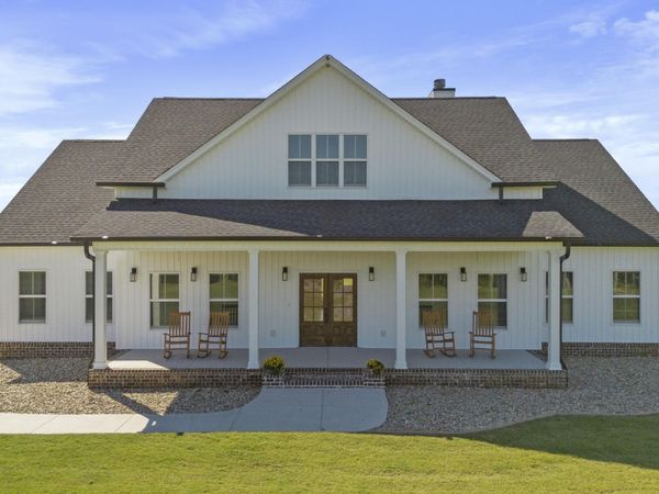 207 County Road 2 , Riceville, TN 37370