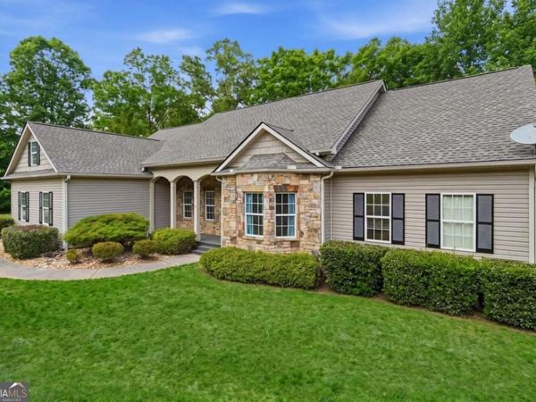3480 Talking Leaves Trail, Gainesville, GA 30506