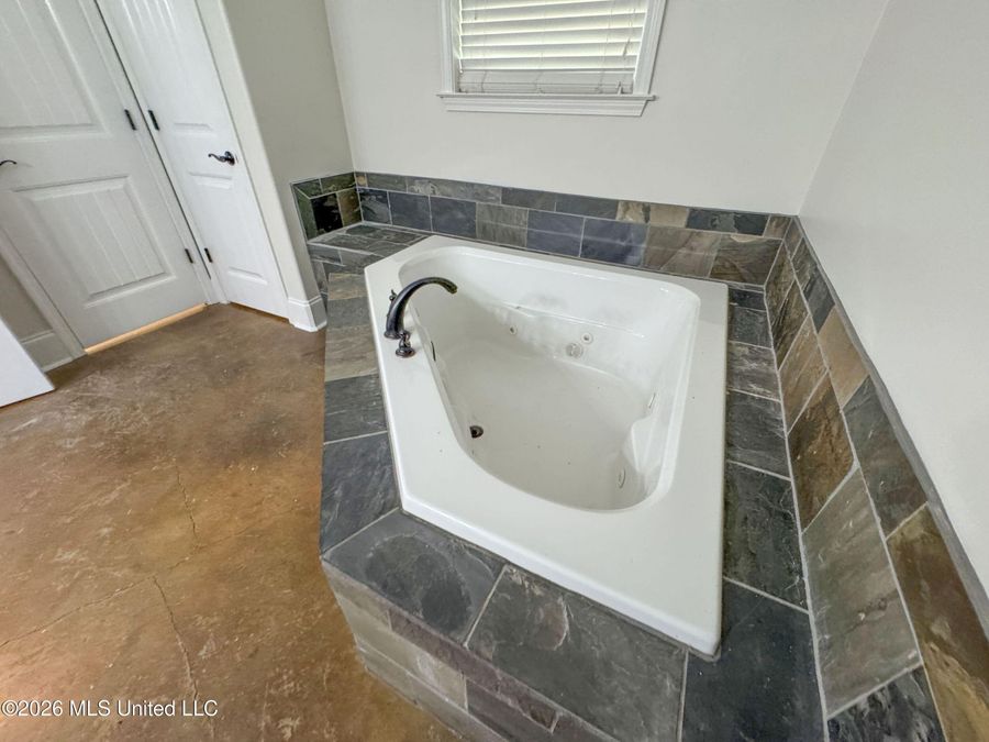 Property Image 85