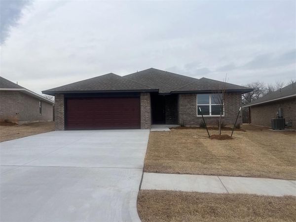 2041 Brush Creek Way, Newcastle, OK 73065