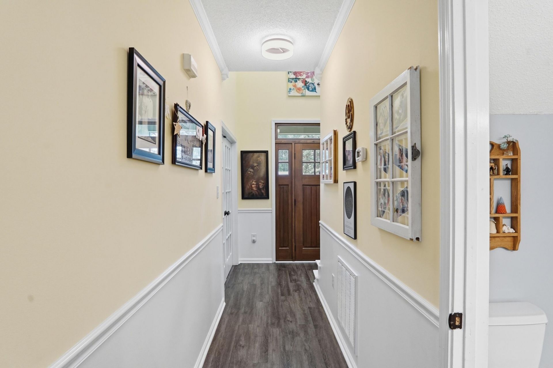 1594 E Church Street Photo 21