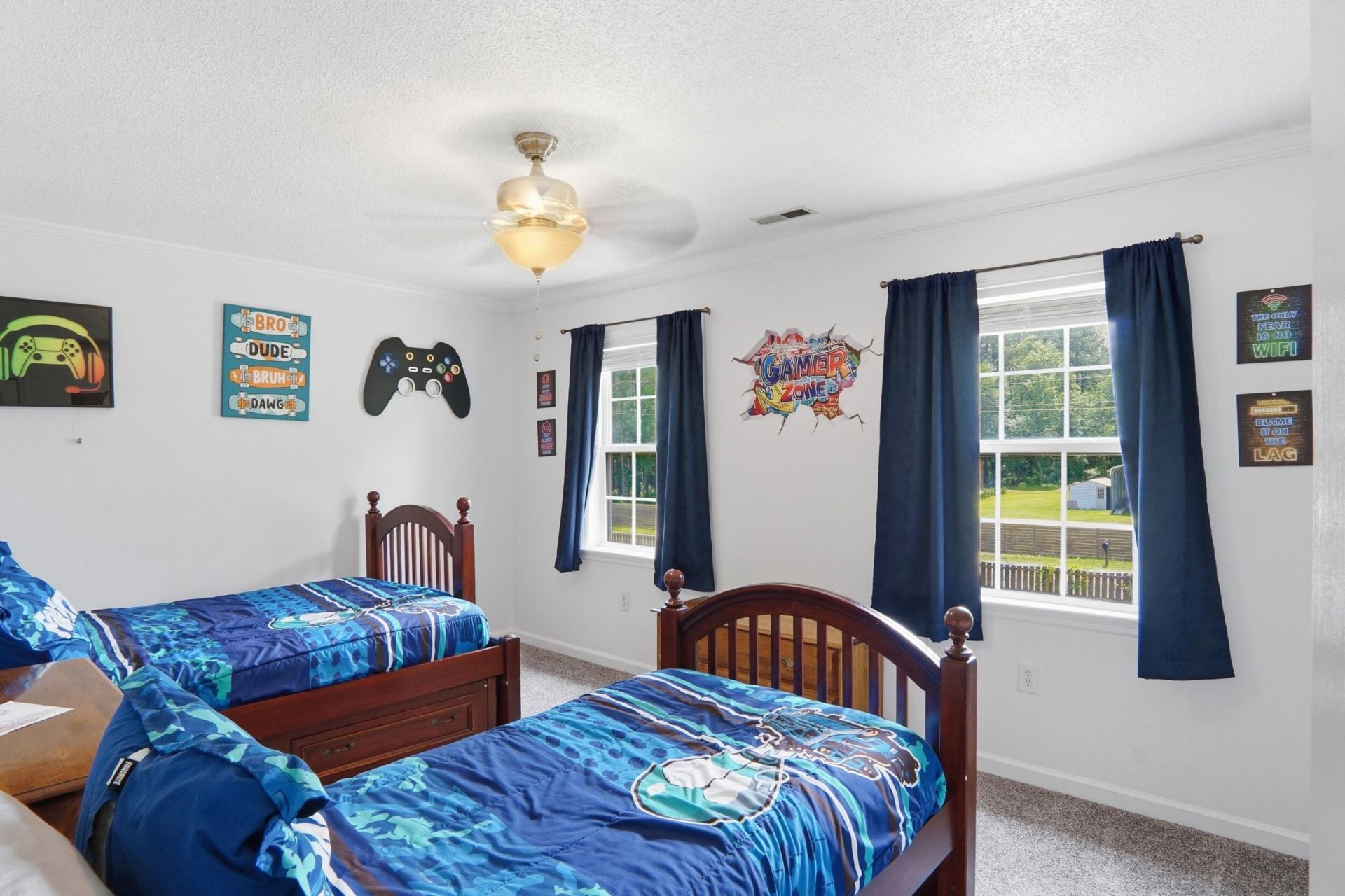 1594 E Church Street Photo 37