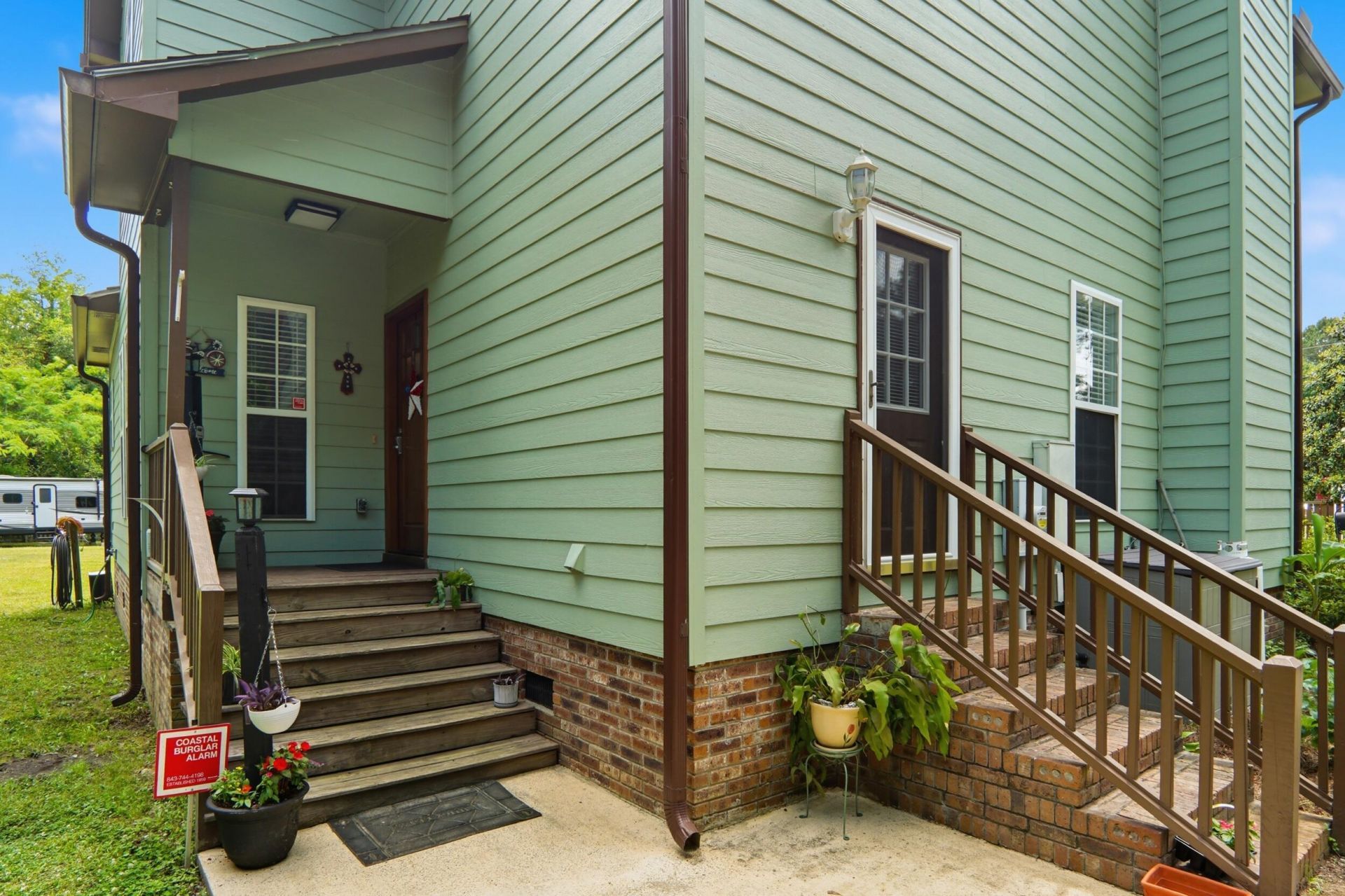 1594 E Church Street Photo 40