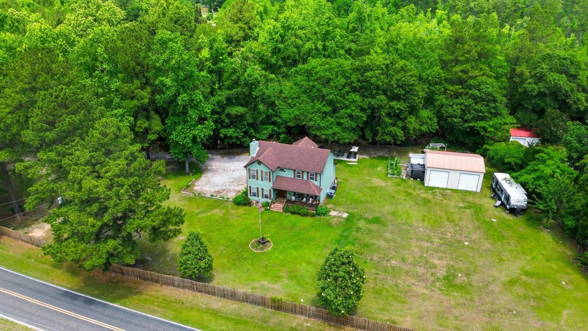 1594 E Church Street Photo 47
