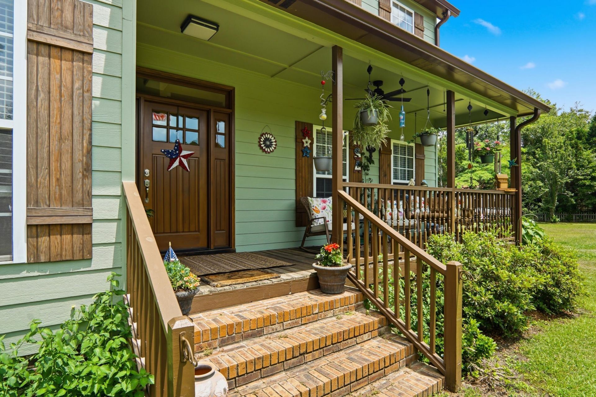 1594 E Church Street Photo 5
