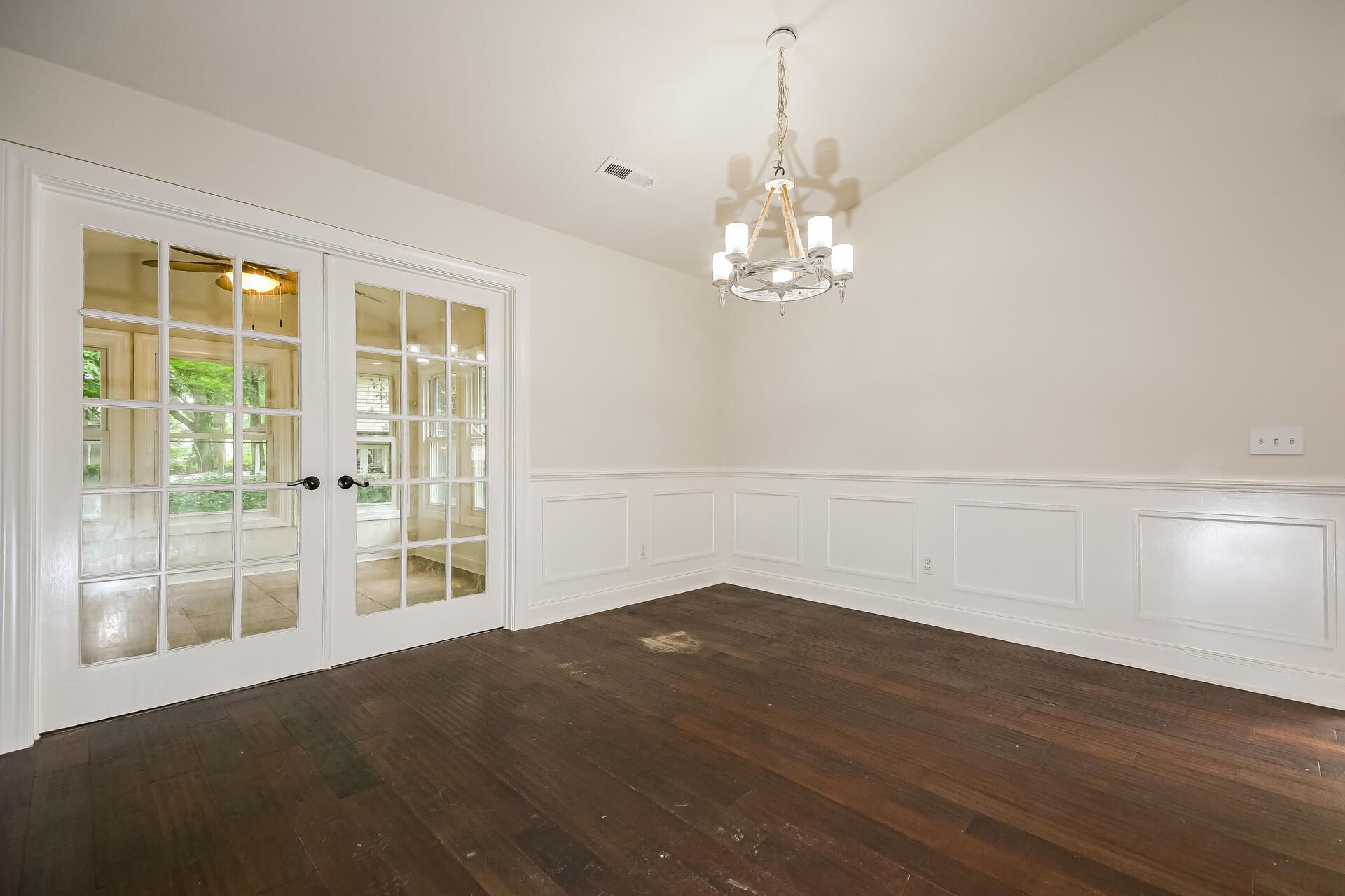 321 Eastover Circle Photo 19