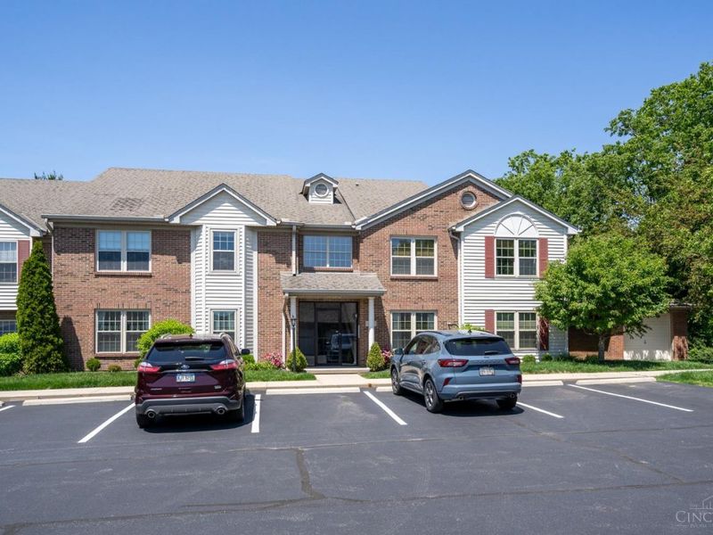 170 Palisades Pointe, Unit 4, Cincinnati, OH 45238 Photo 1