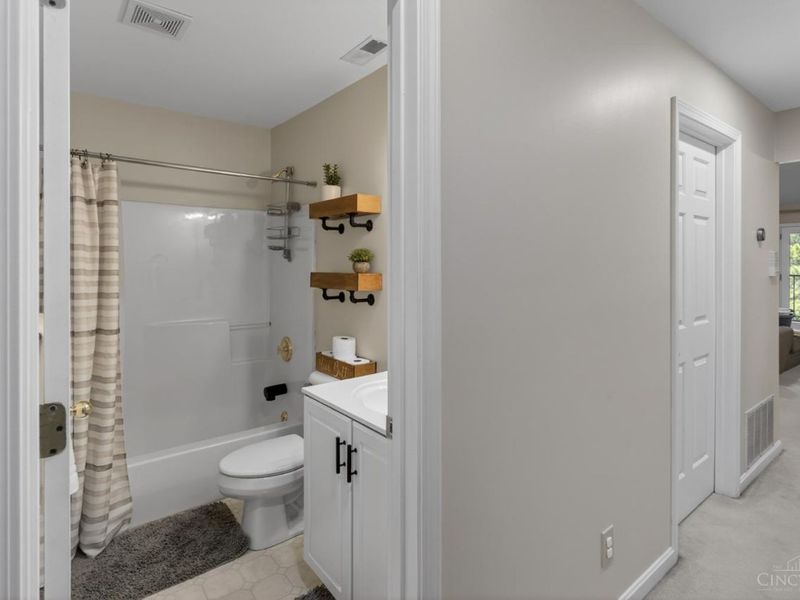 170 Palisades Pointe, Unit 4, Cincinnati, OH 45238 Photo 28