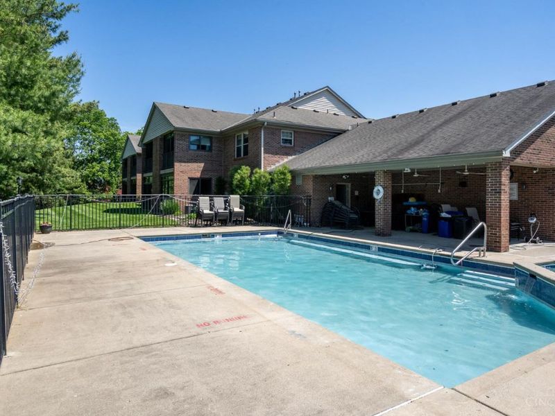 170 Palisades Pointe, Unit 4, Cincinnati, OH 45238 Photo 35