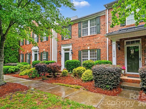 19362 Makayla Lane , Cornelius, NC 28031