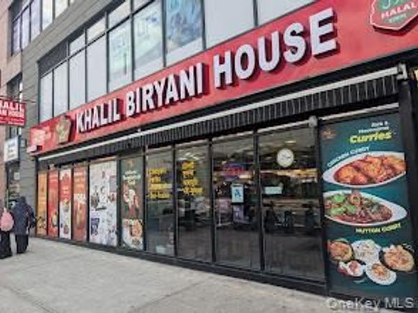 74-10 Broadway , Elmhurst, NY 11373