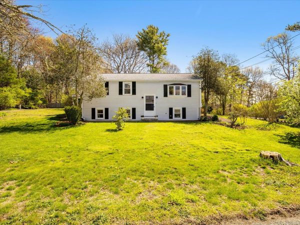 22 Avery Road , Pocasset, MA 02559