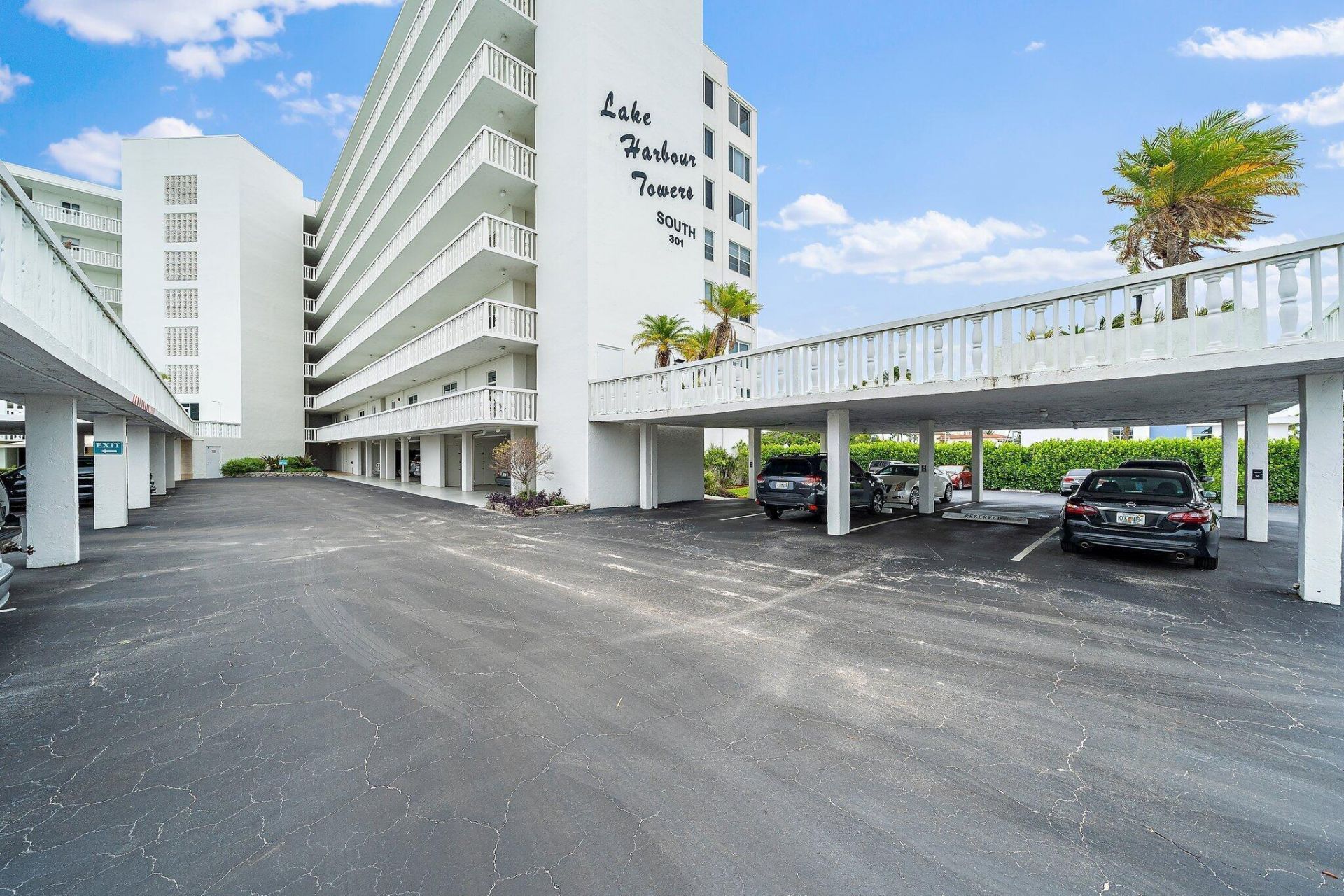 301 Lake Shore Drive, Unit 802, Lake Park, FL 33403 Photo