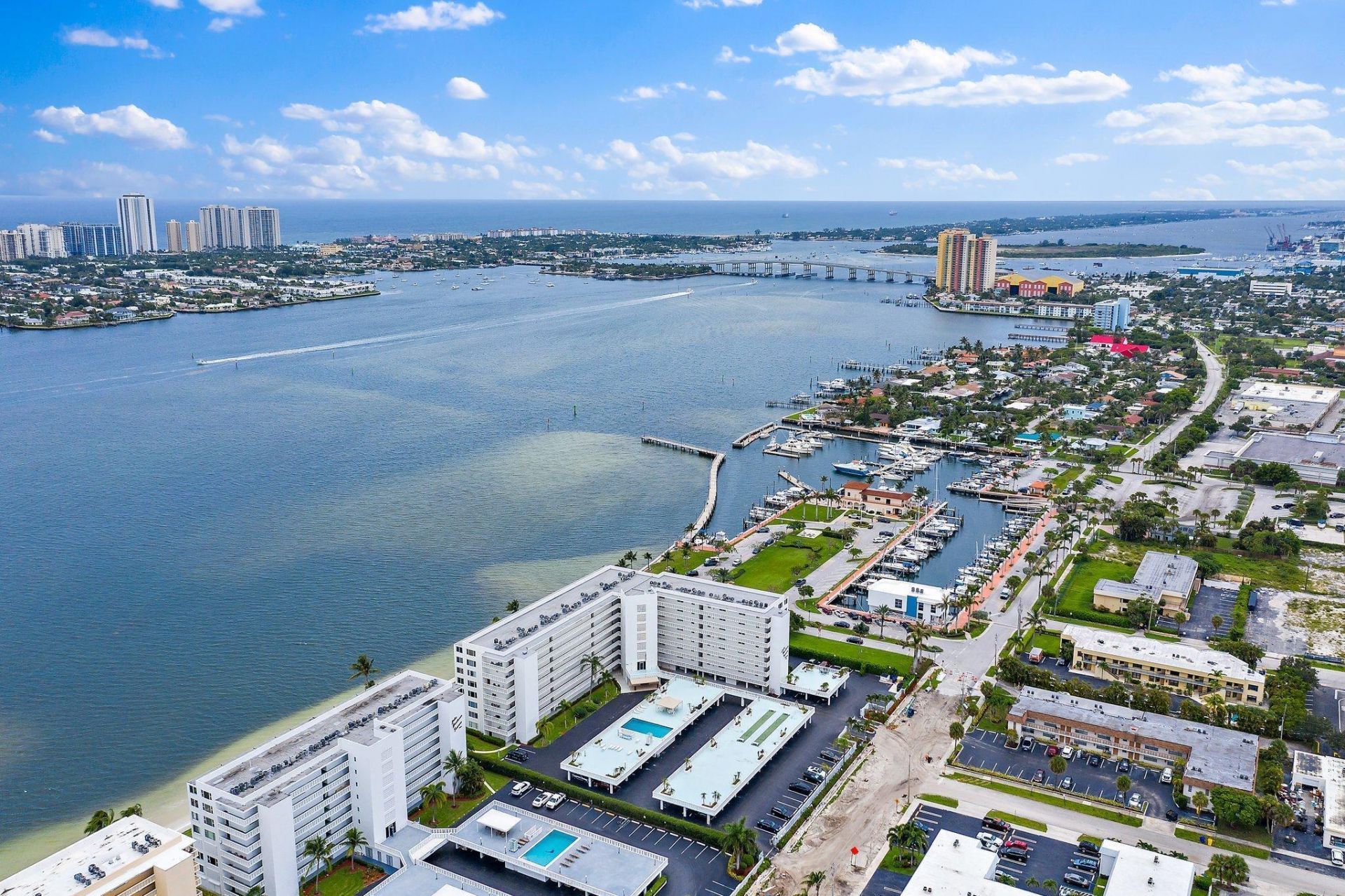 301 Lake Shore Drive, Unit 802, Lake Park, FL 33403 Photo
