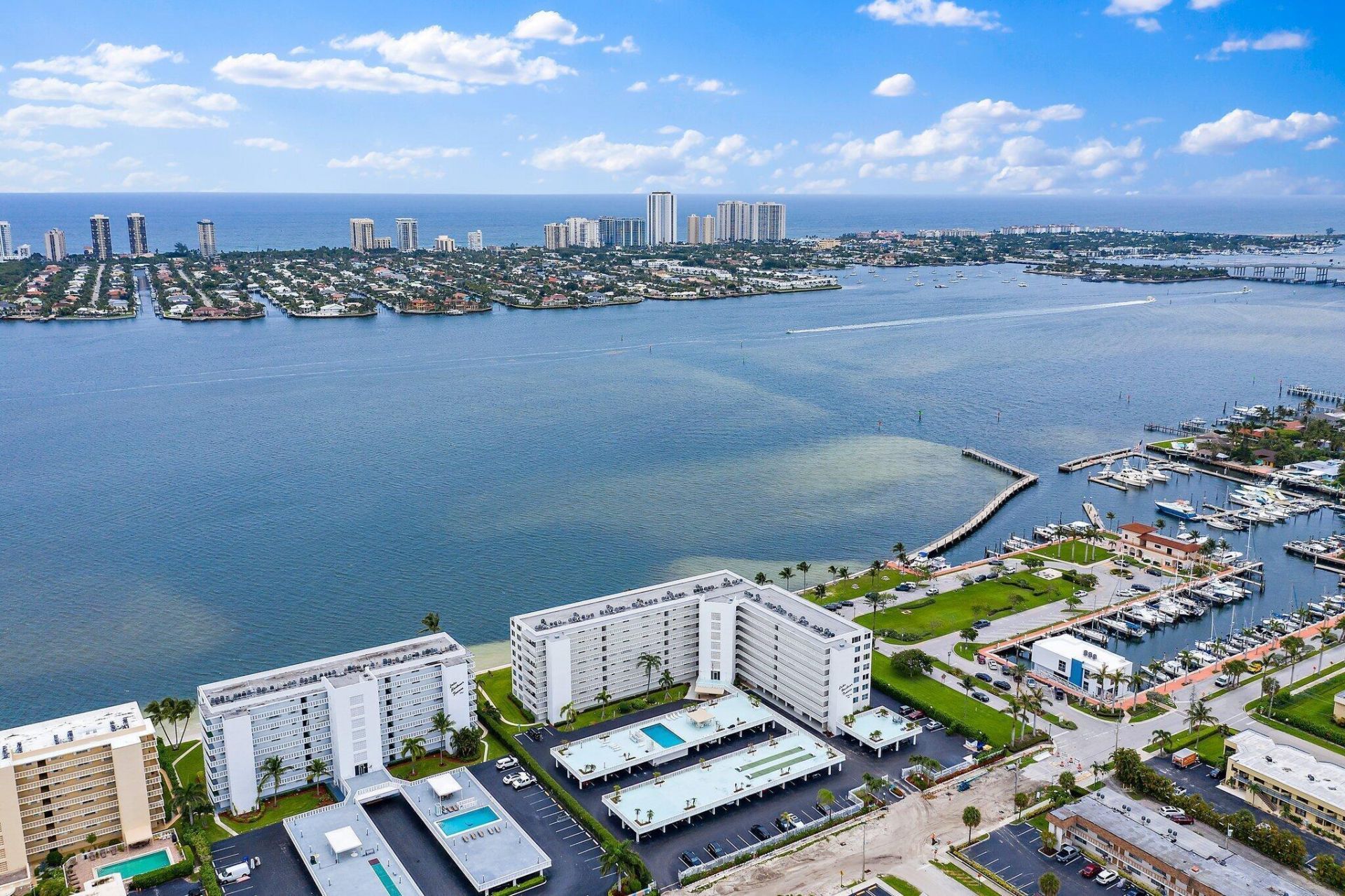 301 Lake Shore Drive, Unit 802, Lake Park, FL 33403 Photo