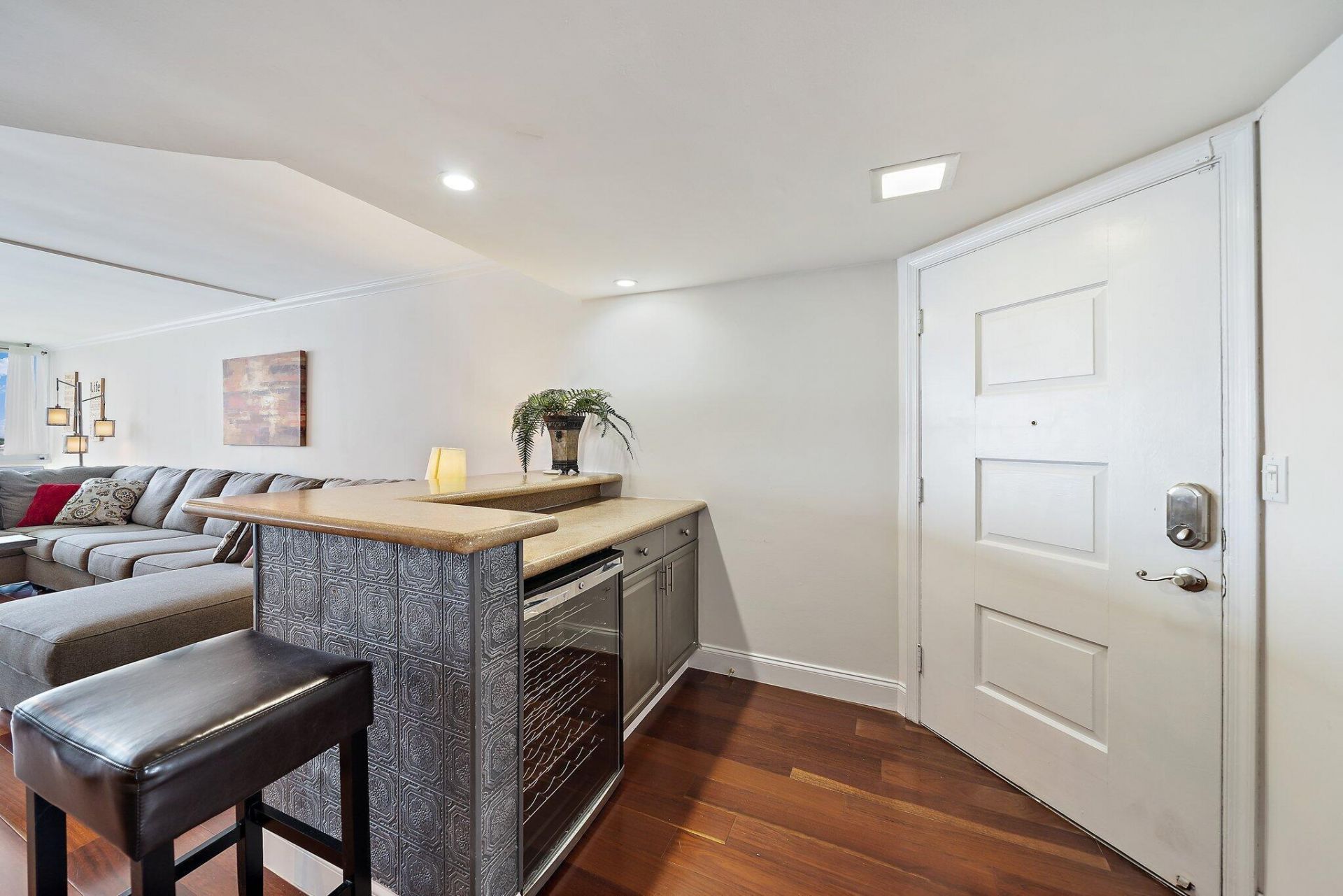 301 Lake Shore Drive, Unit 802, Lake Park, FL 33403 Photo
