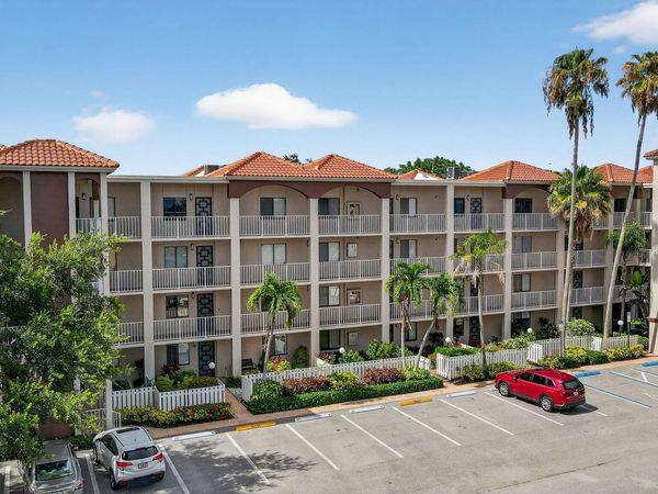 6193 Pointe Regal Circle, Unit 402, Delray Beach, FL 33484