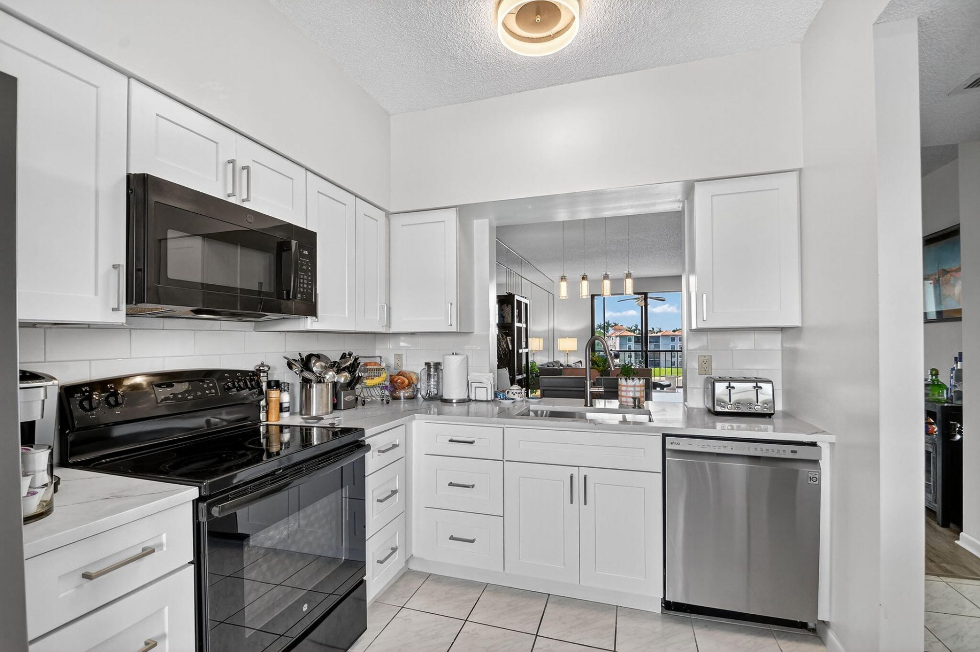6193 Pointe Regal Circle, Unit 402, Delray Beach, FL 33484 Photo