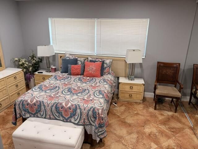 5103 NW 35th Street, Unit 401, Lauderdale Lakes, FL 33319 Photo
