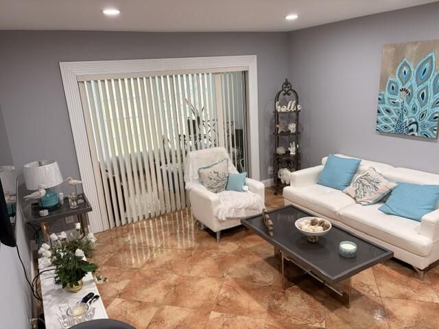 5103 NW 35th Street, Unit 401, Lauderdale Lakes, FL 33319 Photo