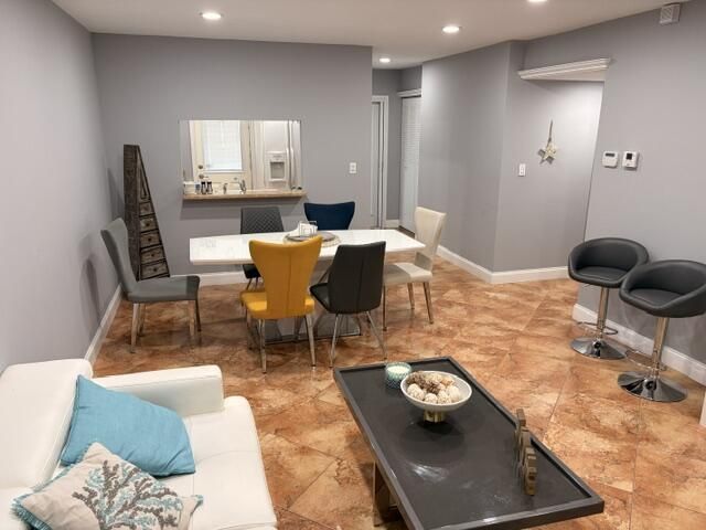 5103 NW 35th Street, Unit 401, Lauderdale Lakes, FL 33319 Photo
