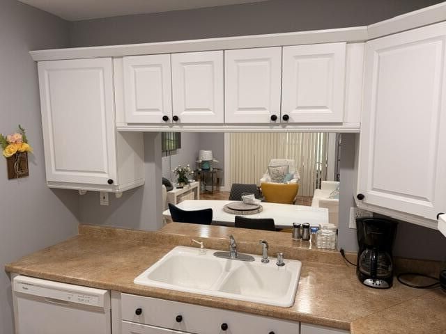 5103 NW 35th Street, Unit 401, Lauderdale Lakes, FL 33319 Photo