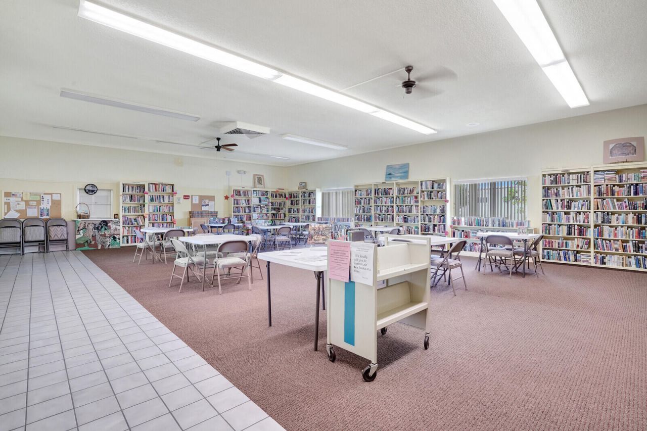 3280 Cynthia Lane, Unit 214, Lake Worth Beach, FL 33461 Photo