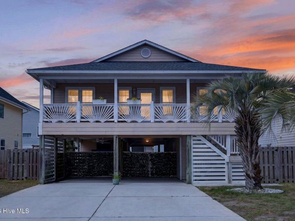 931 Riptide Lane, Carolina Beach, NC 28428