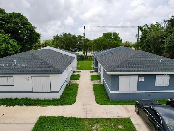 2249 NW 66th St, Unit 2249, Miami, FL 33147
