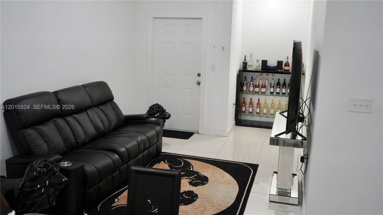 2249 NW 66th St, Unit 2249, Miami, FL 33147 Photo
