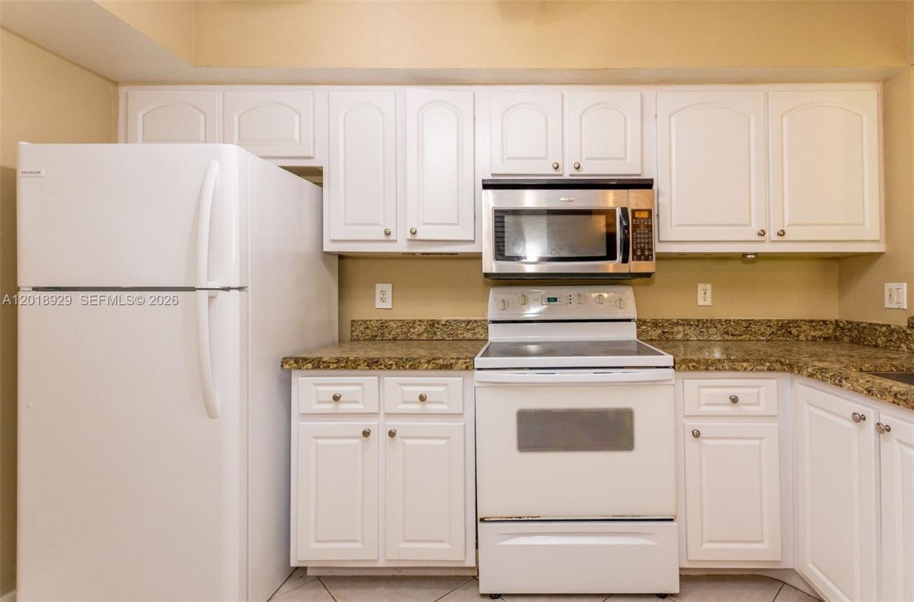 5721 Riverside Dr , Unit 202B5, Coral Springs, FL 33067 Photo