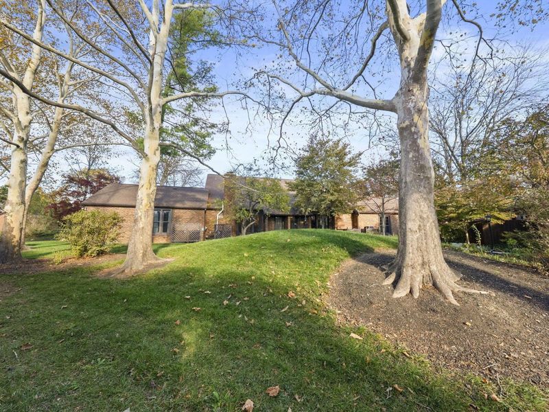 4781 Coach Road, Columbus, OH 43220 Photo 37