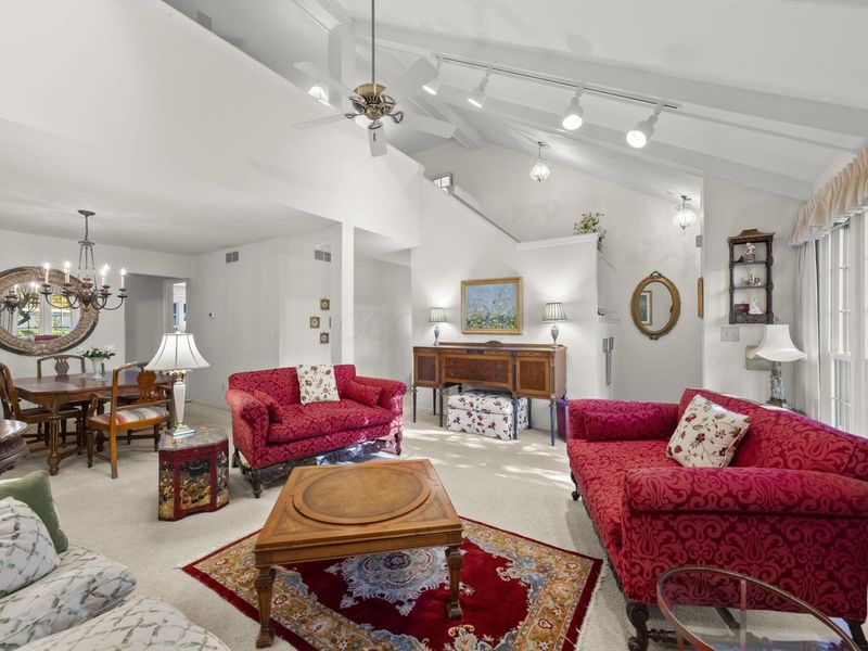 4781 Coach Road, Columbus, OH 43220 Photo 6