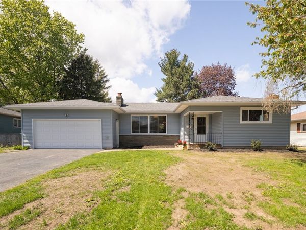 93 Governor Ter, Rochester, NY 14609