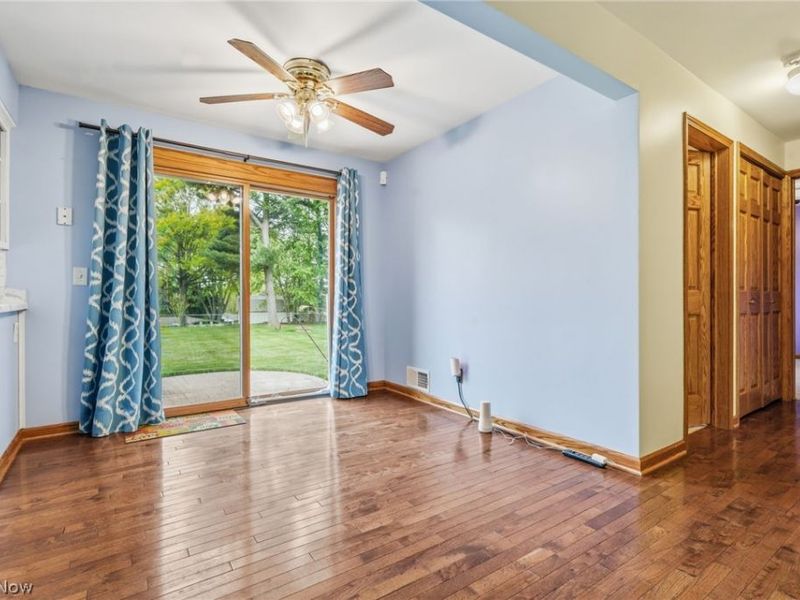 910 Marquardt Avenue NW, North Canton, OH 44720 Photo 9