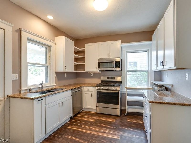 3255 Hyde Park Avenue , Cleveland Heights, OH 44118 Photo 15