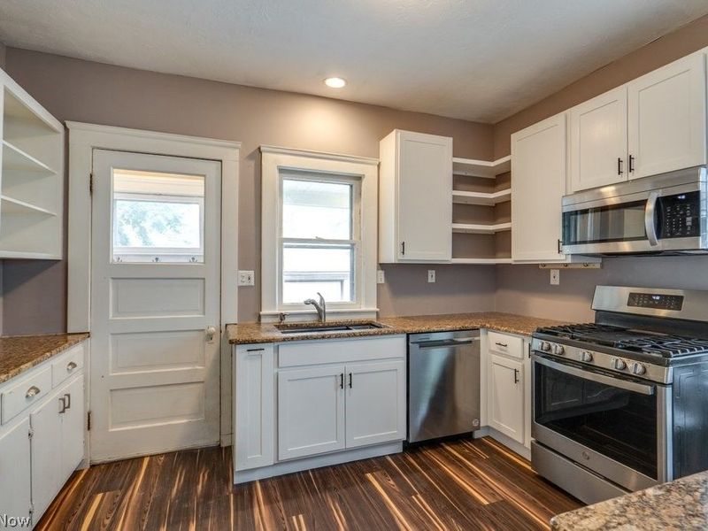 3255 Hyde Park Avenue , Cleveland Heights, OH 44118 Photo 17