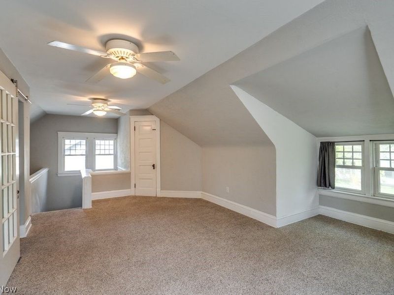 3255 Hyde Park Avenue , Cleveland Heights, OH 44118 Photo 33