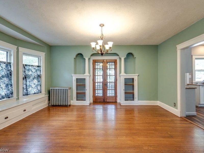 3255 Hyde Park Avenue , Cleveland Heights, OH 44118 Photo 9