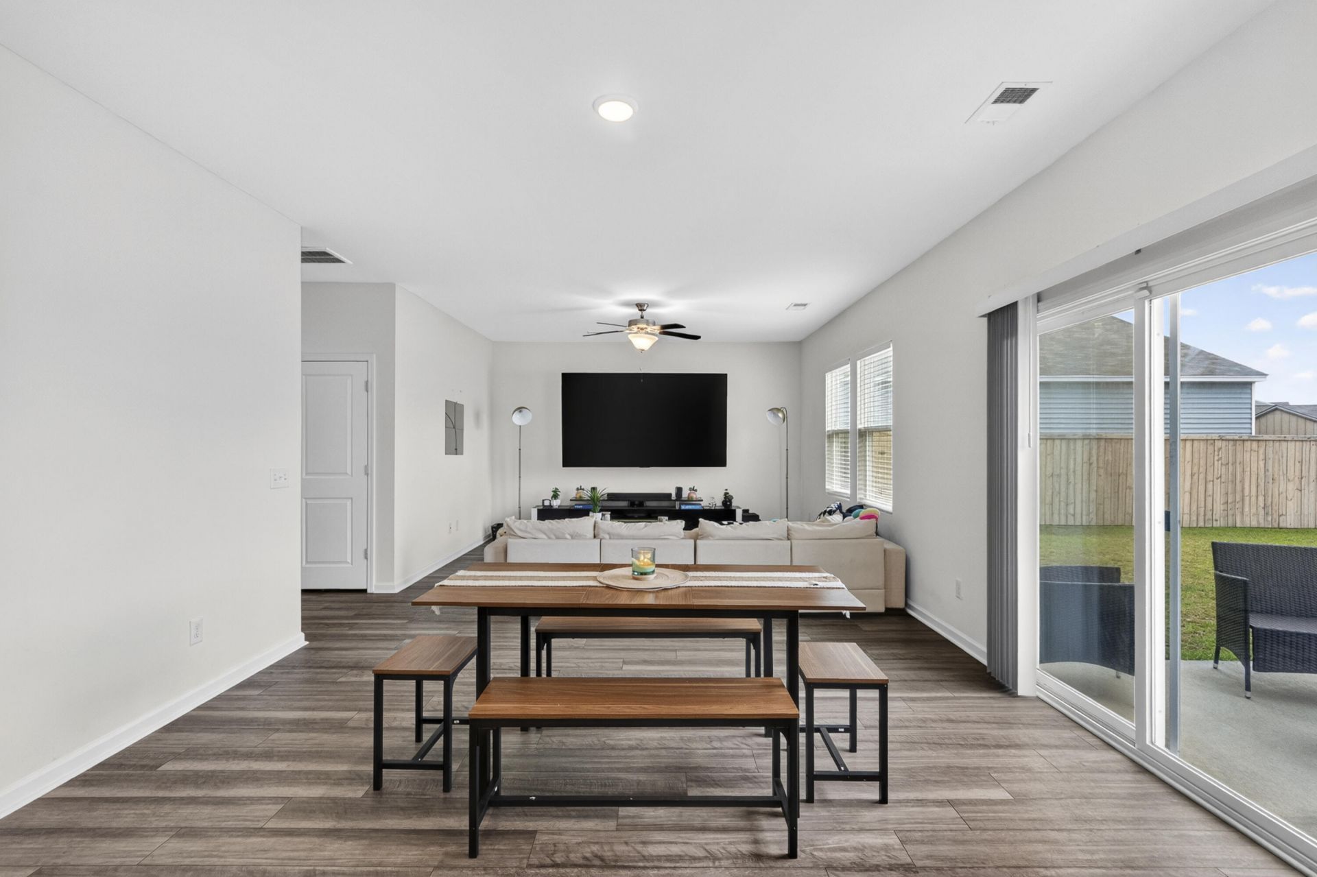 575 Polaris Way Photo 8