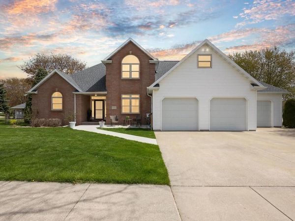 4240 WEDGEWOOD DRIVE, Appleton, WI 54911