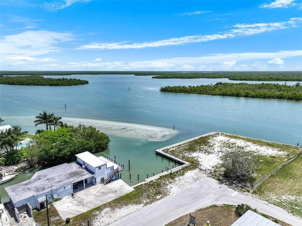 407 Mango Ave, Unit 1, Other, FL 34140 Photo