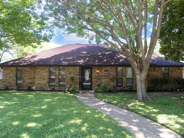 1115 Deer Ridge Drive , Duncanville, TX 75137