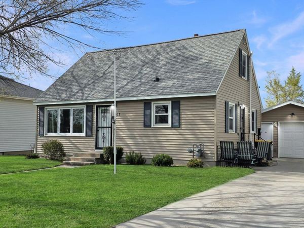913 E Elm Street, Redwood Falls, MN 56283